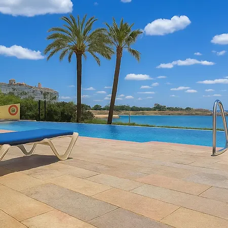 El Coral - First Line *